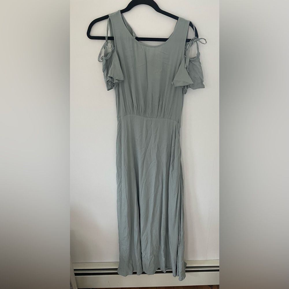 Pink Blush new with tag size medium. Should cut out
